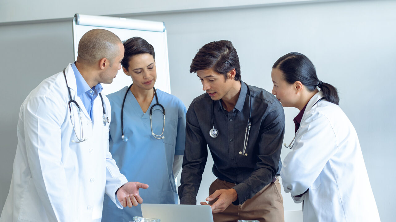 Healthcare & Life Sciences M&A: Navigating 2025